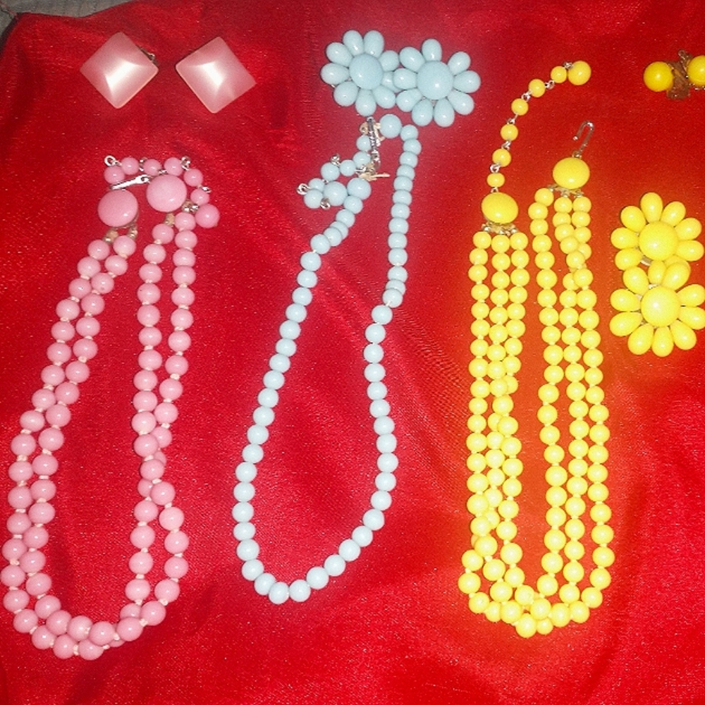 Collection of Vintage Marble Glass Bead Chokers & Clip on Earrings